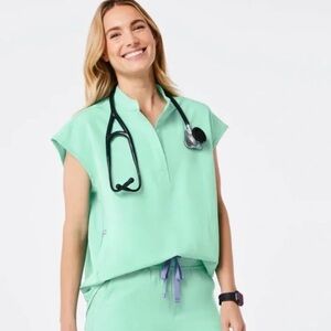 FIGS rafaela oversized scrub top